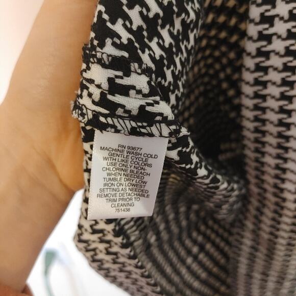 Liz Claiborne Size 4 Houndstooth Black White Dress Sleeveless Pockets Profession - Picture 8 of 14